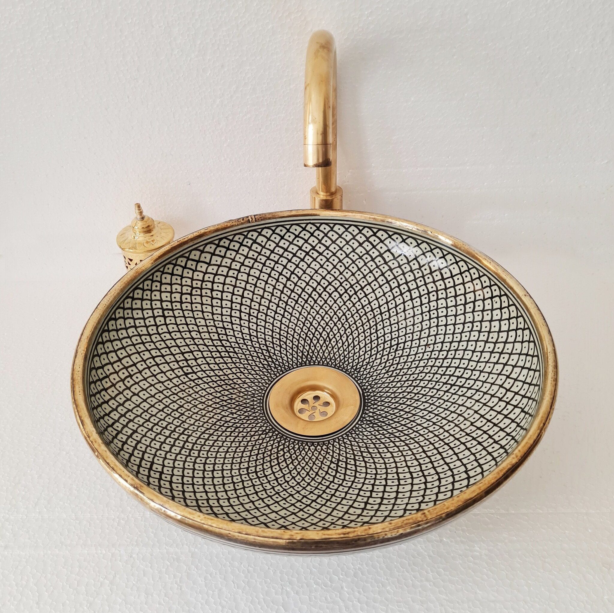 Handcrafted Farmhouse London Basin - Mid-Century Modern Vanity Sink - Brushed Solid Brass Rimed - Fish Scales Minimalist Design Sink + Gift 5