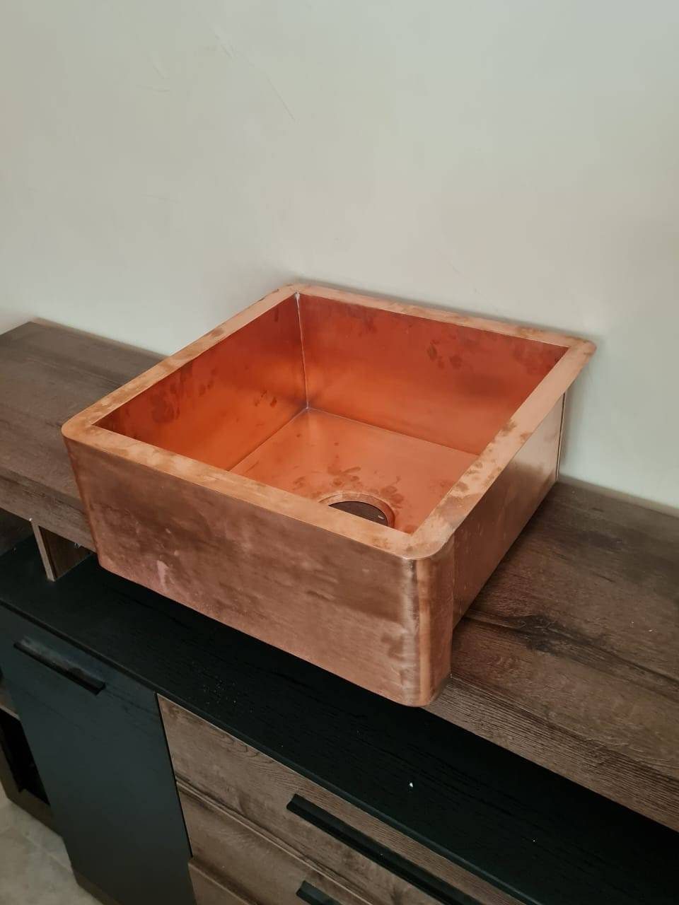 Custom Made 26" x 18" x 8" Belfast Farmhouse Copper Sink With Copper Drain Basket - 18 Guage - Shiny Finish 1
