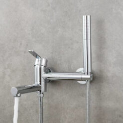 Brass Bathtub Faucet Set Bathroom Wall Mounted Bathtub Faucet with Bidet Sprayer for Showering