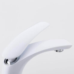 Brass Basin Faucet Solid Cold & Hot Water Bathroom Faucet Single Handle Water Sink Tap Bathroom Accessories