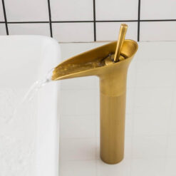 Deck-Mounted Basin Faucets Antique Brass Waterfall Basin Sink Faucet Mixers Taps Bathroom Water Taps